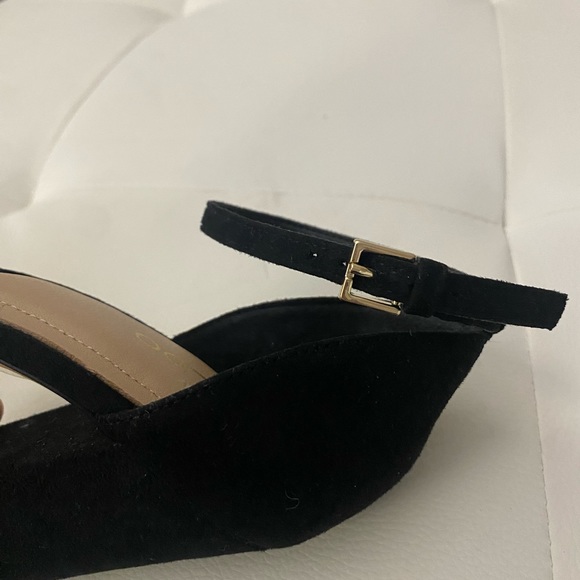 Aldo Black Heels - Picture 4 of 10